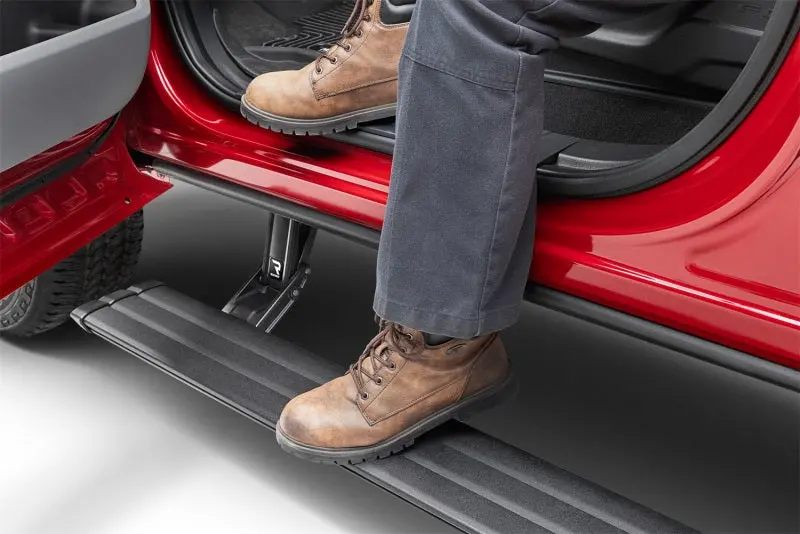 Amp Research 2018 Dodge Ram 1500 Crew Cab Powerstep Vision 1