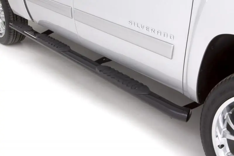 Lund 09-17 Dodge Ram 1500 Crew Cab (5.5Ft. Bed) 5In. Oval Wtw Steel Nerf Bars - Black 1