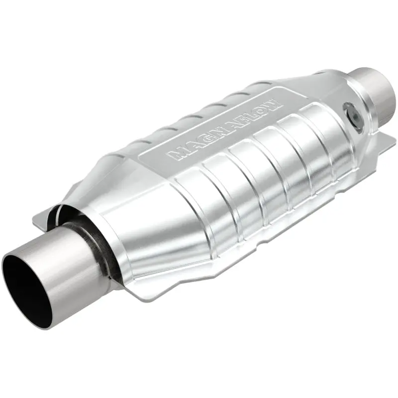 Magnaflow Conv Univ 2.5 Single O2 Boss 1